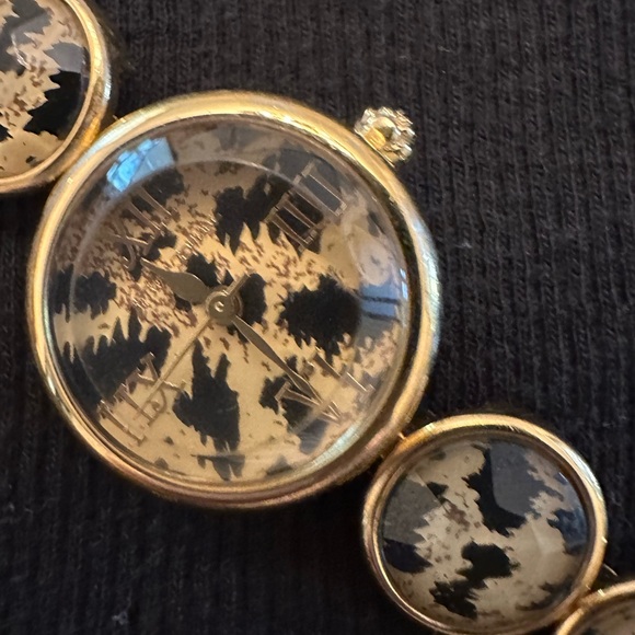 BETSEY JOHNSON WATCH!! - Picture 2 of 5